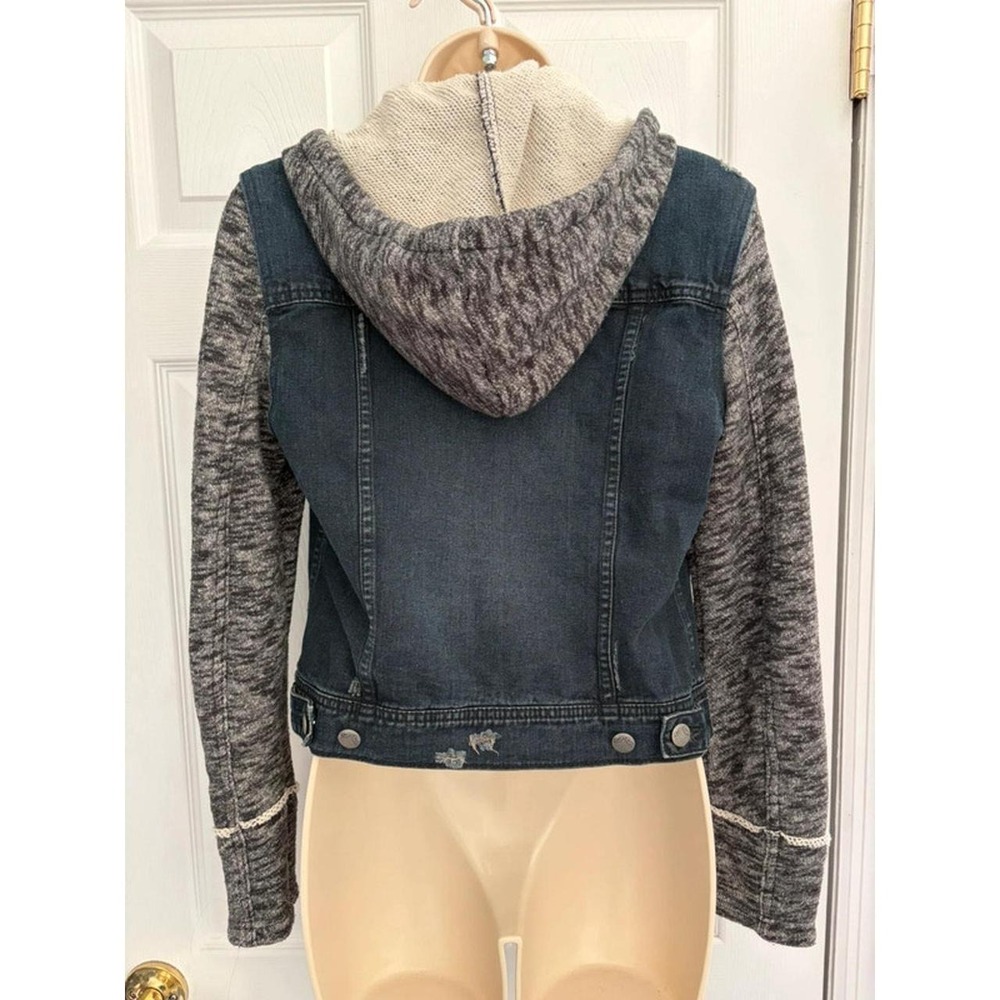 Free People Denim Jacket Hoodie Small Blue Distressed Knit Sleeve Boho Y2K - Picture 6 of 8